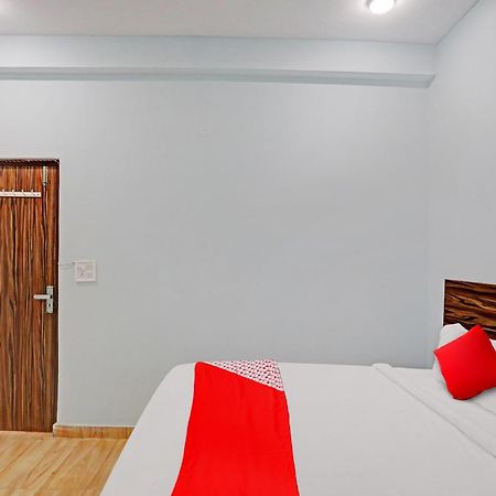 Hotel O Surya Gold Guest House Najafgarh 외부 사진